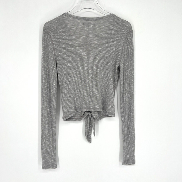 Abercrombie and Fitch Top Womens M Ribbed Gray Cropped Long Sleeve Basic Capsule - Picture 2 of 6